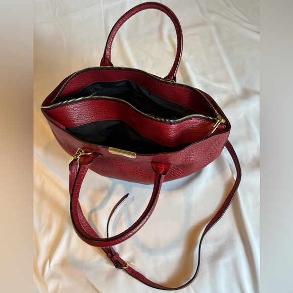 Burberry Medium Red Leather Dewsbury Tote - Picture 11 of 15